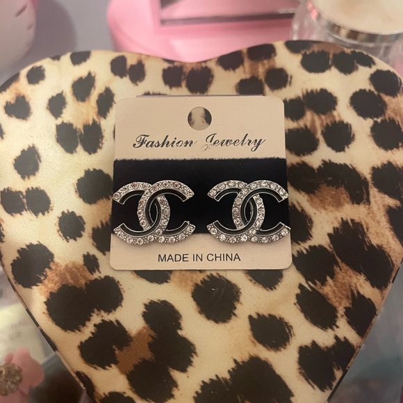 🆕 fashion earrings 🤩 - Picture 7 of 7